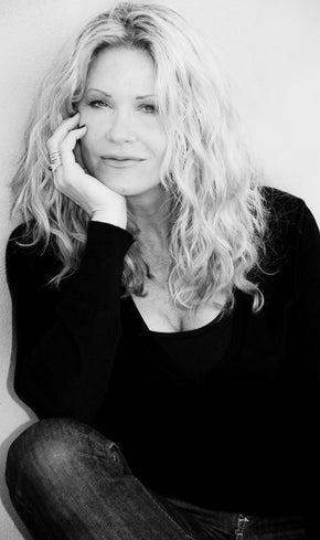 Edgartown Welcomes Artist Sherri Belassen
